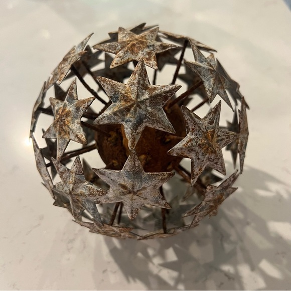 Anthropologie Terrain Rustic Iron Shooting Star Sphere 5" H 5" Diameter - Picture 2 of 3
